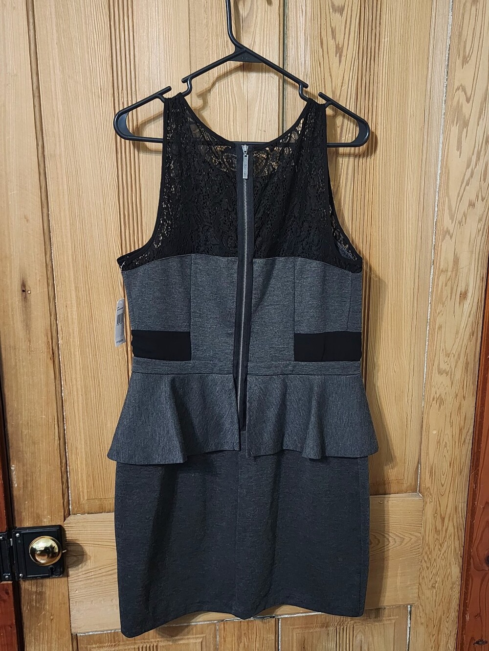 Kensie Gray Peplum Mini Dress with Black Lace Yoke, Large NWT - Picture 4 of 12
